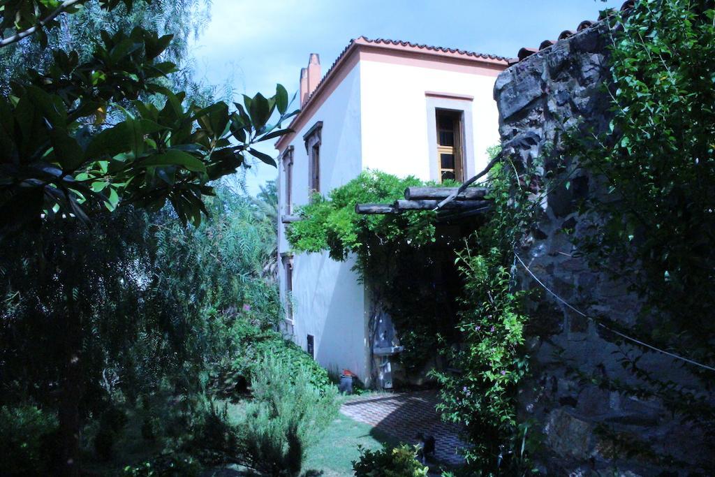 Stone House With Garden In Cunda/Ayvalik Villa Værelse billede